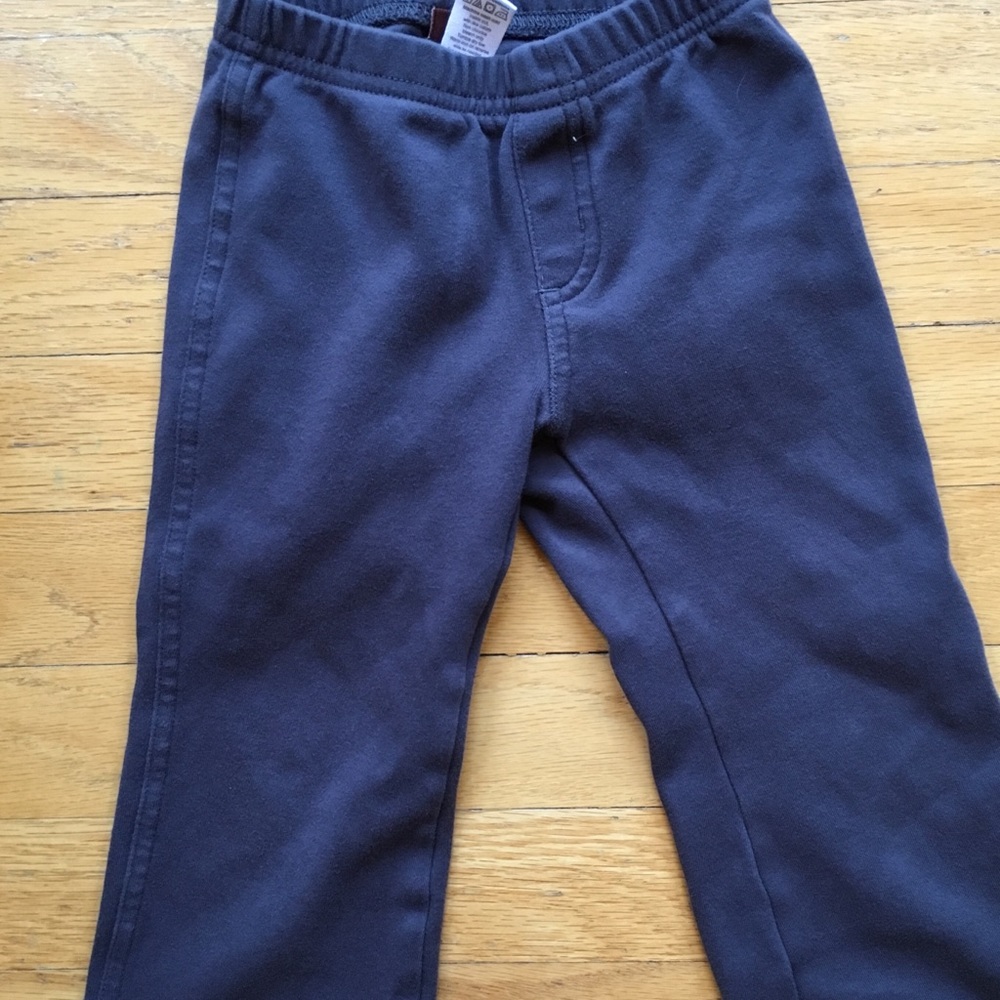 TEA COLLECTION navy straight leg cotton pants.